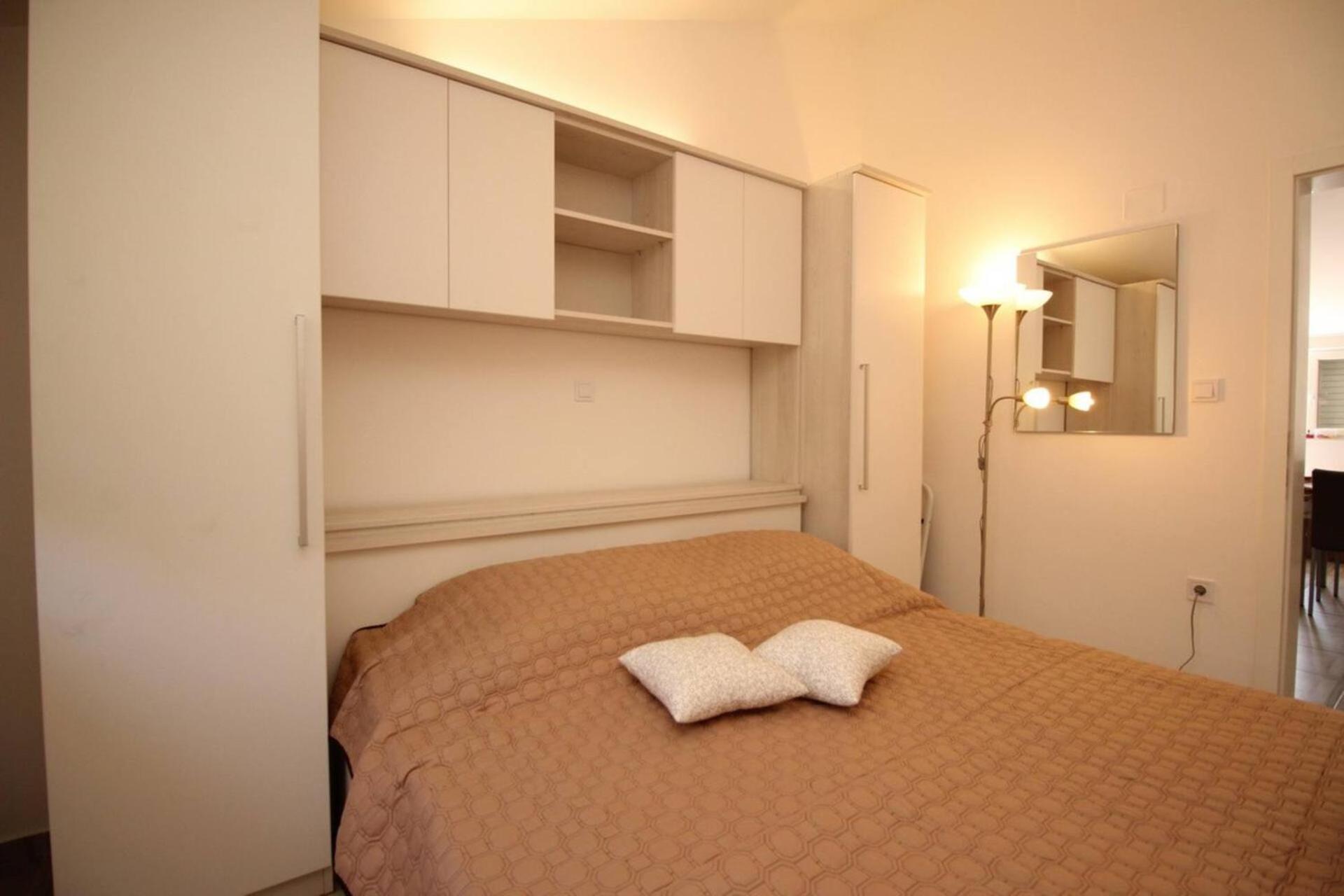 Apartments Vasilic-Cugalj-Smokvina Baška Eksteriør bilde