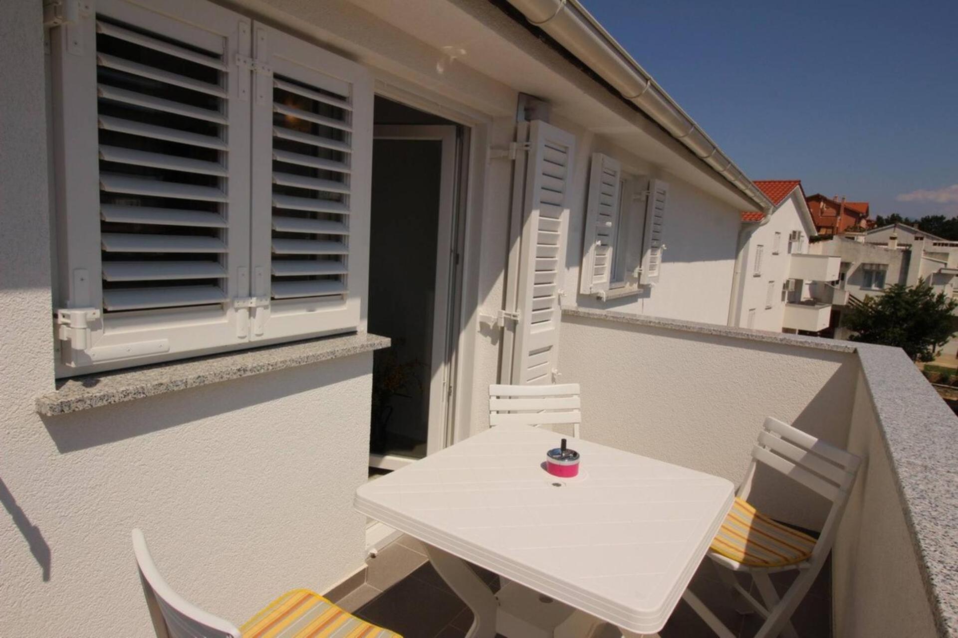 Apartments Vasilic-Cugalj-Smokvina Baška Eksteriør bilde