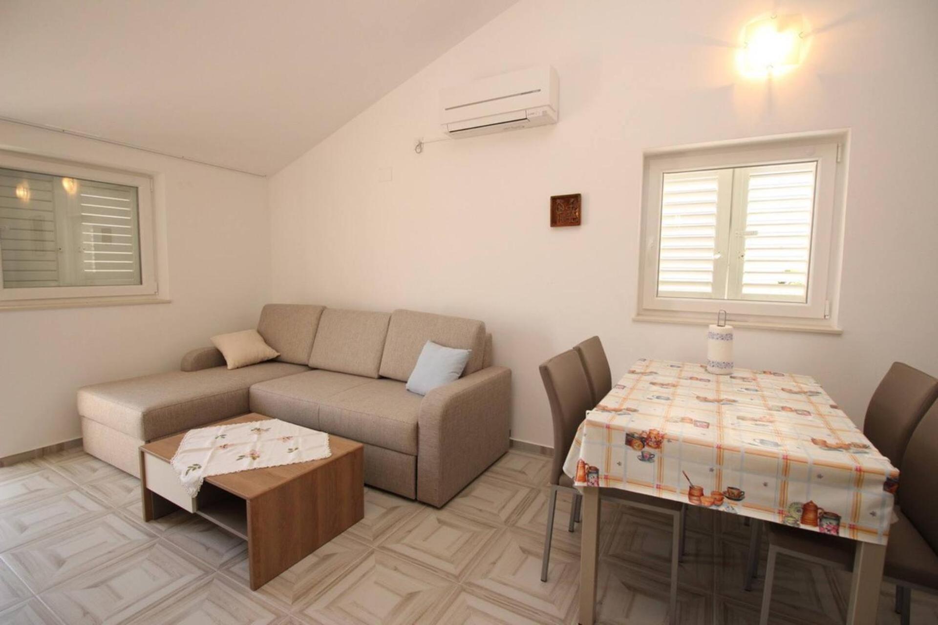 Apartments Vasilic-Cugalj-Smokvina Baška Eksteriør bilde