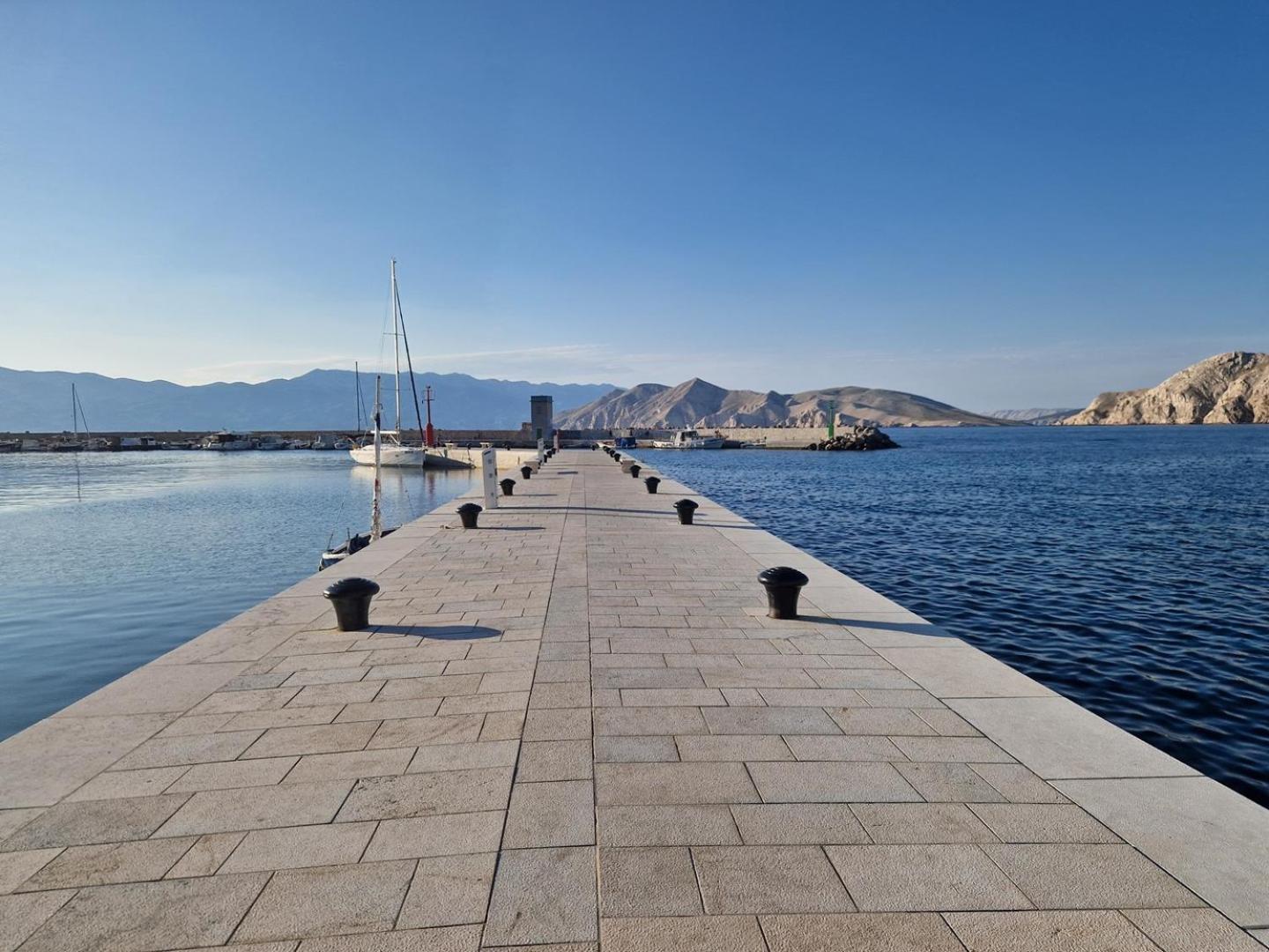 Apartments Vasilic-Cugalj-Smokvina Baška Eksteriør bilde